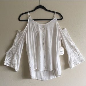 Altar’d State Large White Top